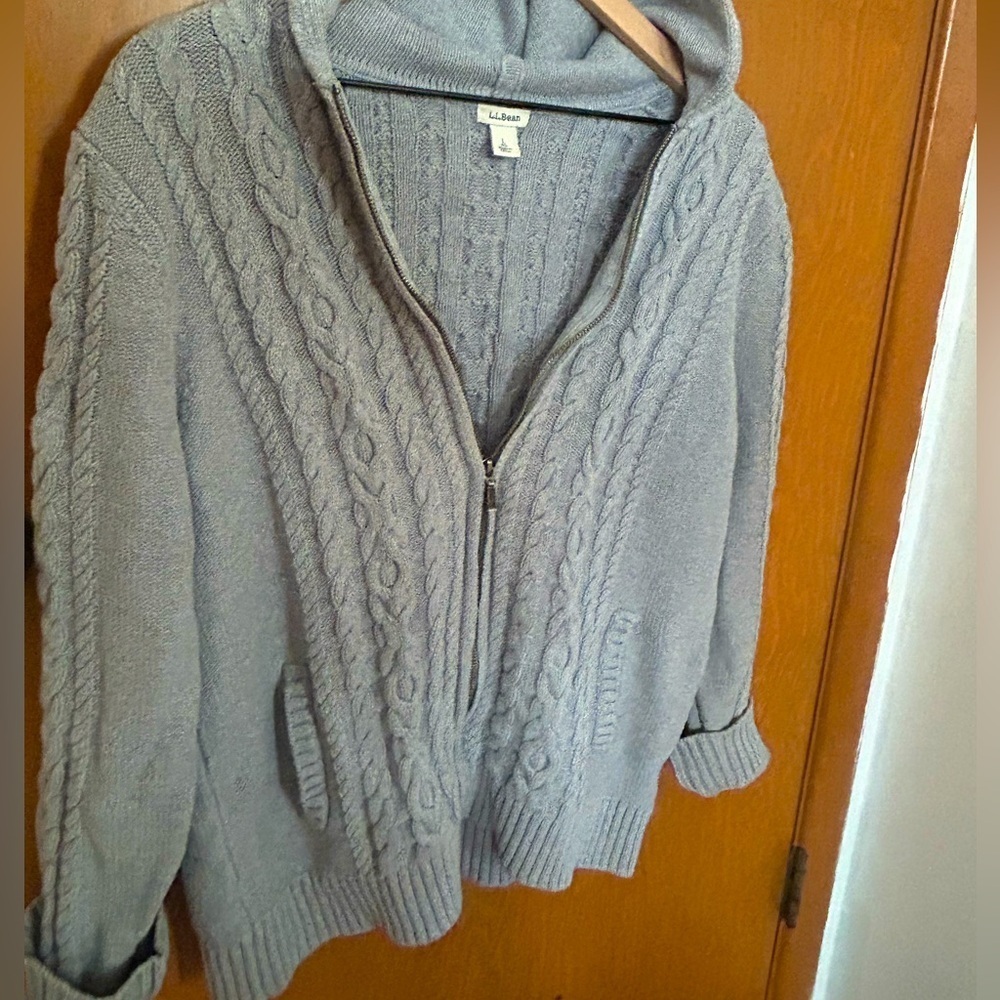 LL Bean Womens L Sweater Full Zip Gray Cable Knit - Picture 2 of 3